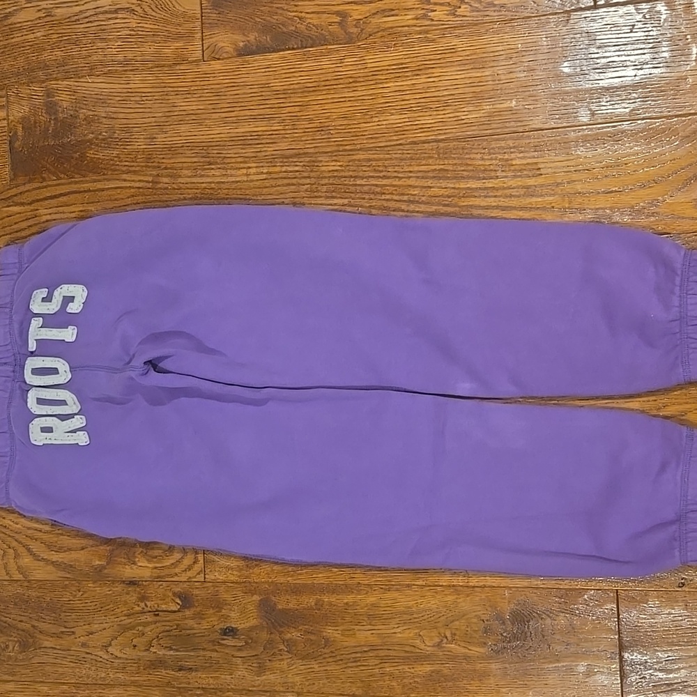 Roots kids size 14 youth jogging pants in purple with white logos - Picture 4 of 5